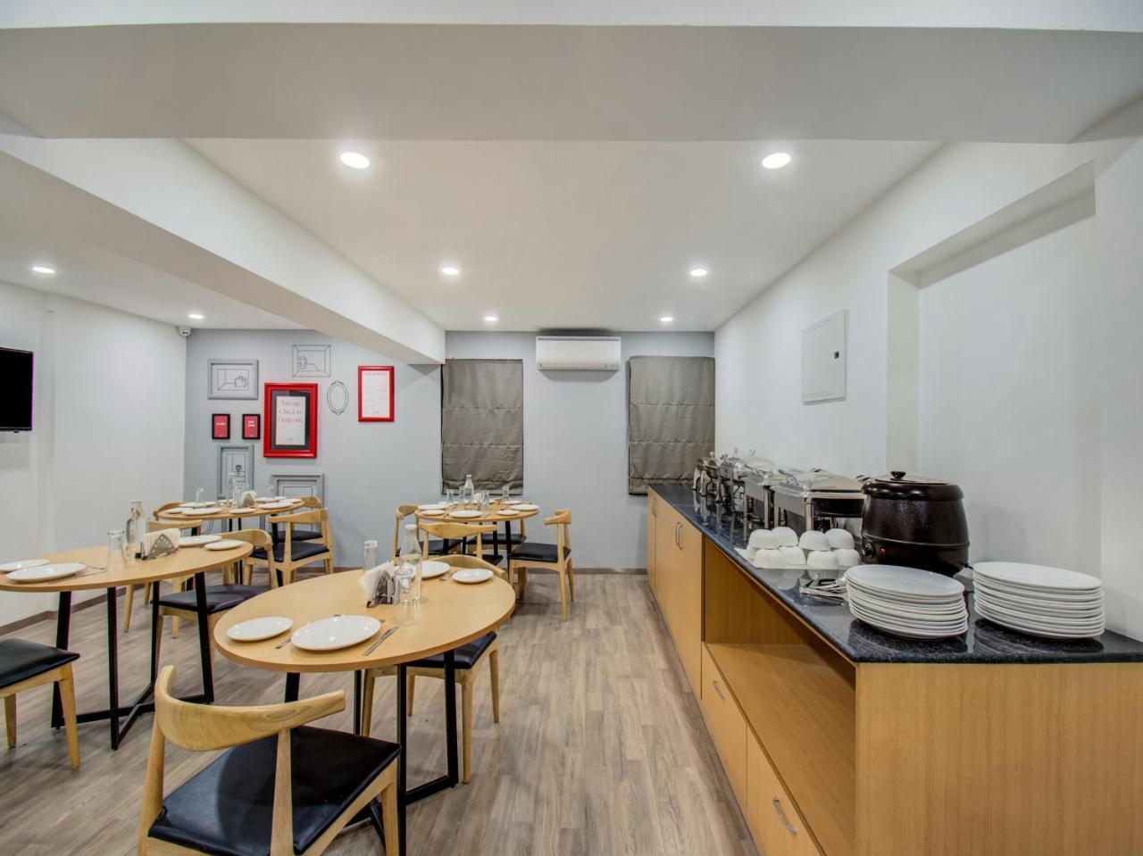 Oyo Townhouse 66 Nagpur Station Ca Road Hotel Exterior foto