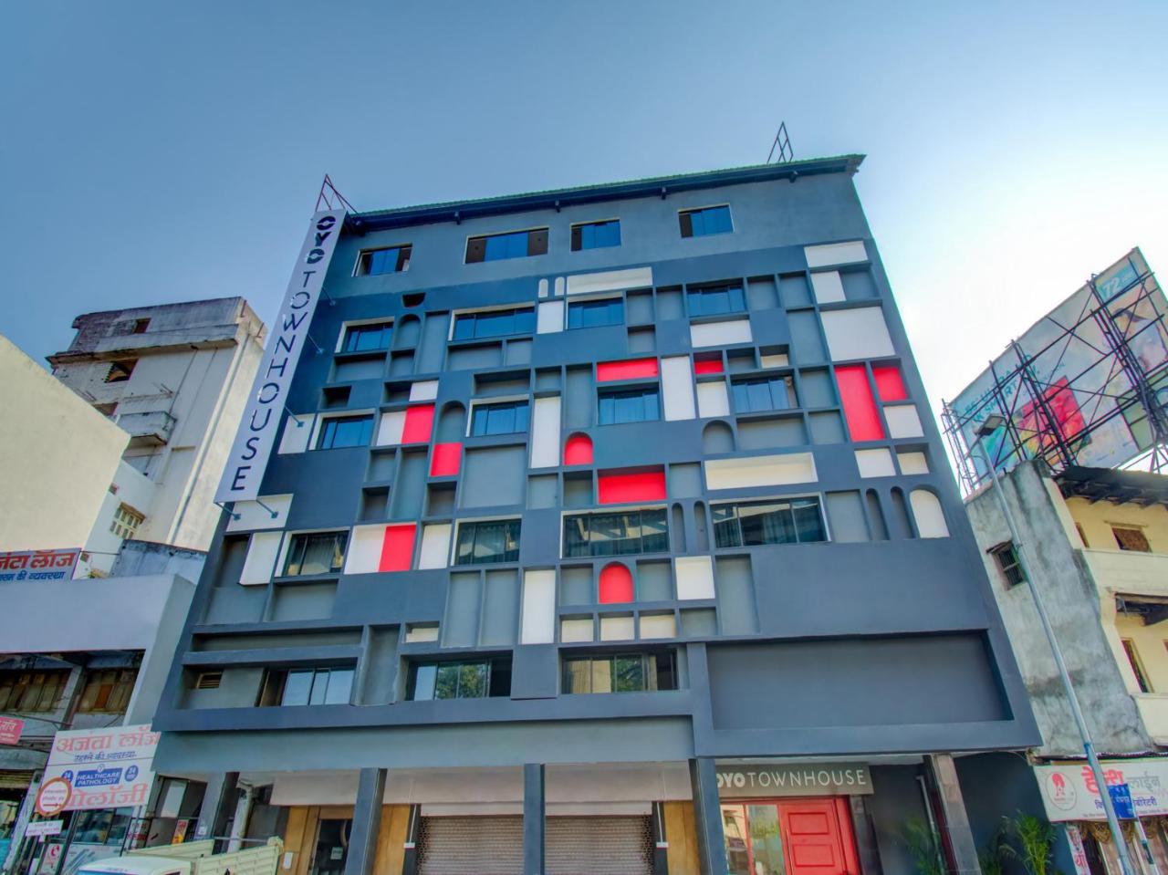 Oyo Townhouse 66 Nagpur Station Ca Road Hotel Exterior foto